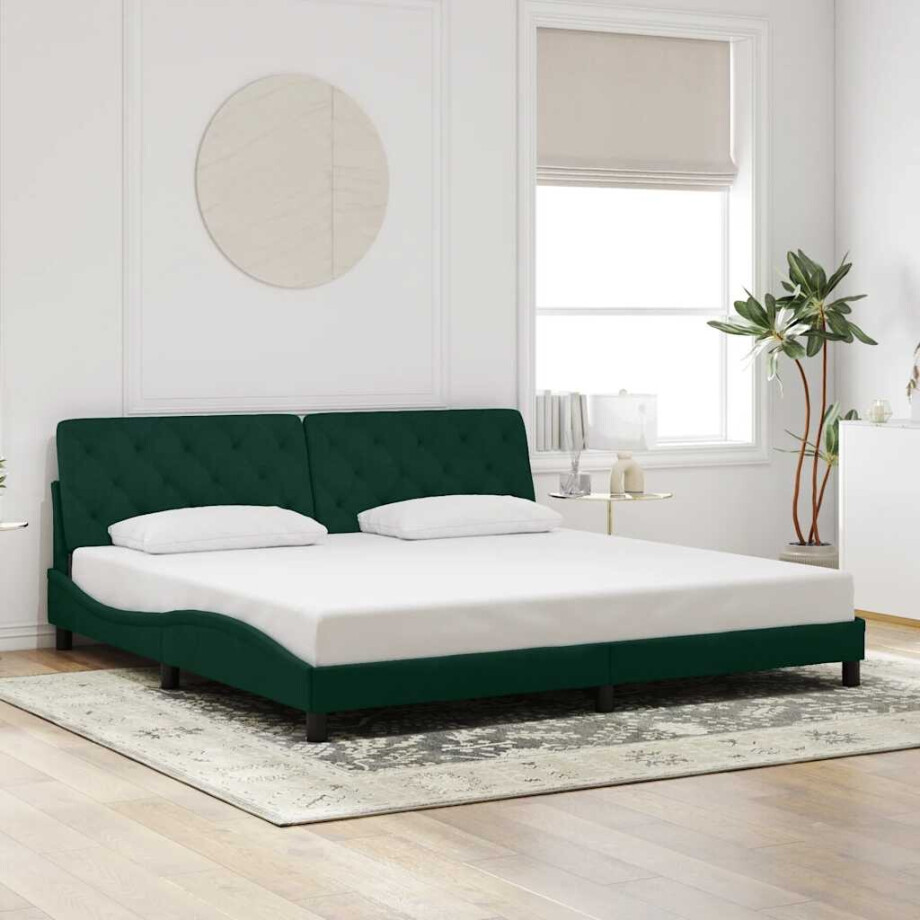vidaXL Bedframe zonder matras 200x200 cm fluweel donkergroen vidaXL Bedframe zonder matras 200x200 cm fluweel donkergroen afbeelding 1