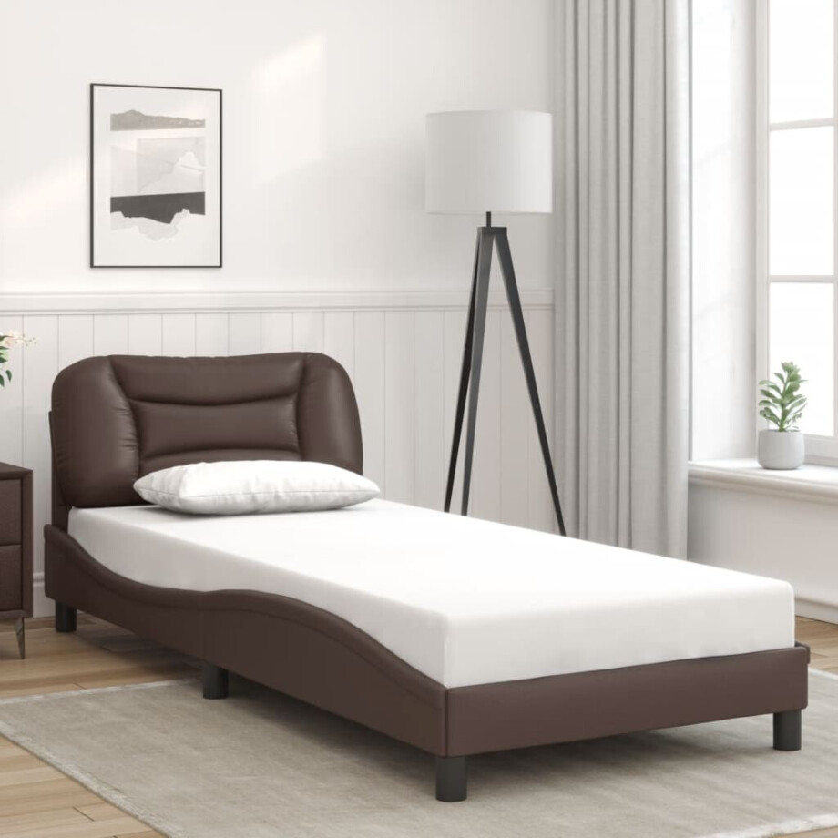vidaXL Bedframe zonder matras "Hvar" kunstleer bruin 90x190 cm vidaXL Bedframe zonder matras "Hvar" kunstleer bruin 90x190 cm afbeelding 1