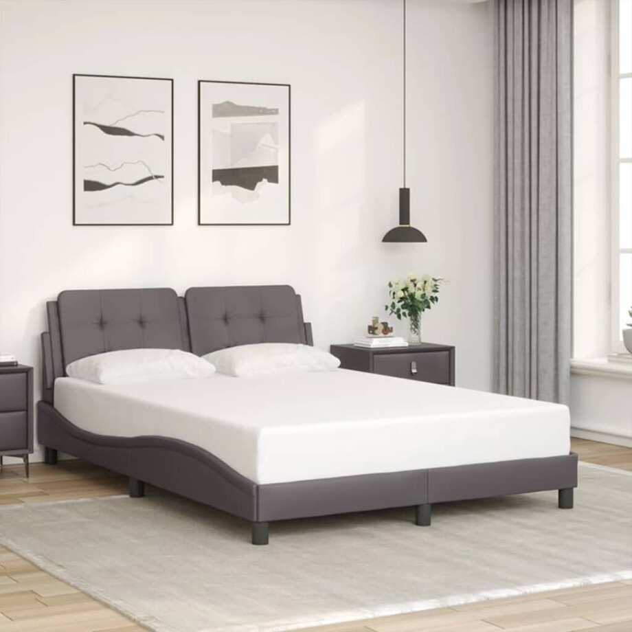 vidaXL Bedframe zonder matras "Zadar" kunstleer grijs 140x190 cm vidaXL Bedframe zonder matras "Zadar" kunstleer grijs 140x190 cm afbeelding 1