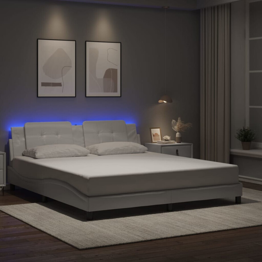 vidaXL Bedframe met LED zonder matras "Zadar" kunstleer wit 180x200 cm vidaXL Bedframe met LED zonder matras "Zadar" kunstleer wit 180x200 cm afbeelding 1