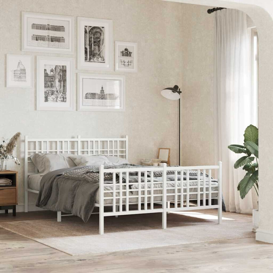 vidaXL Bedframe met hoofd- en voeteneinde metaal wit 120 x 190 cm vidaXL Bedframe met hoofd- en voeteneinde metaal wit 120 x 190 cm afbeelding 1