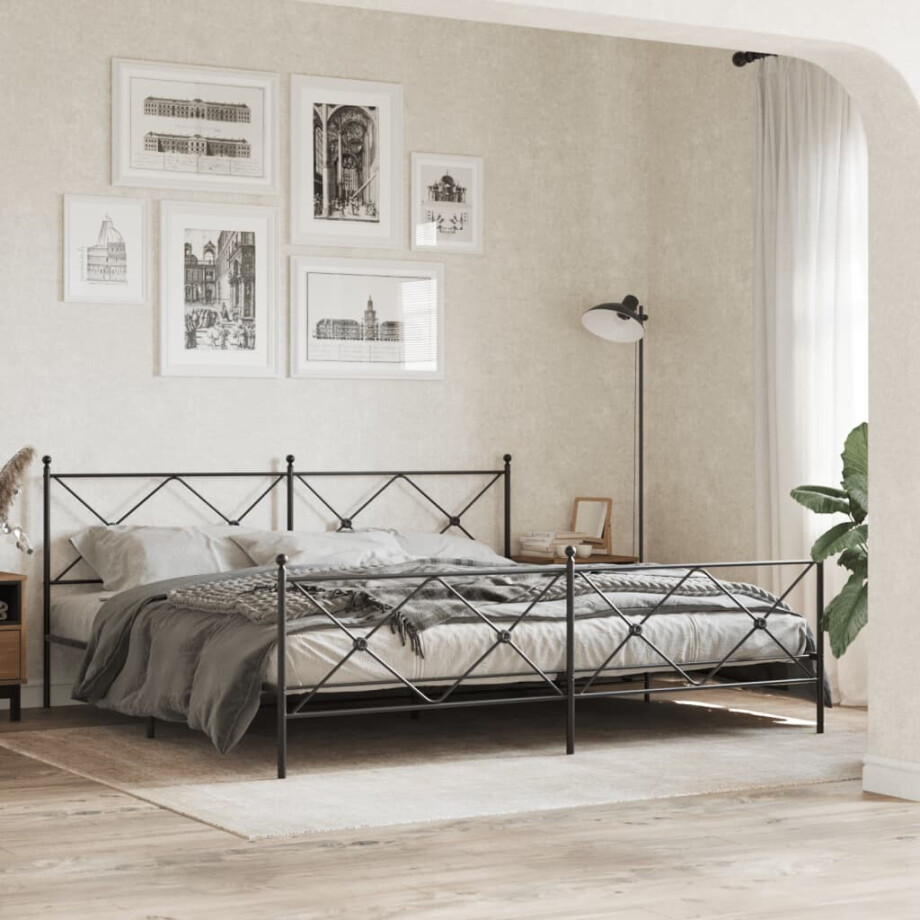 vidaXL Bedframe met hoofd- en voeteneinde metaal zwart 200x200 cm afbeelding 1