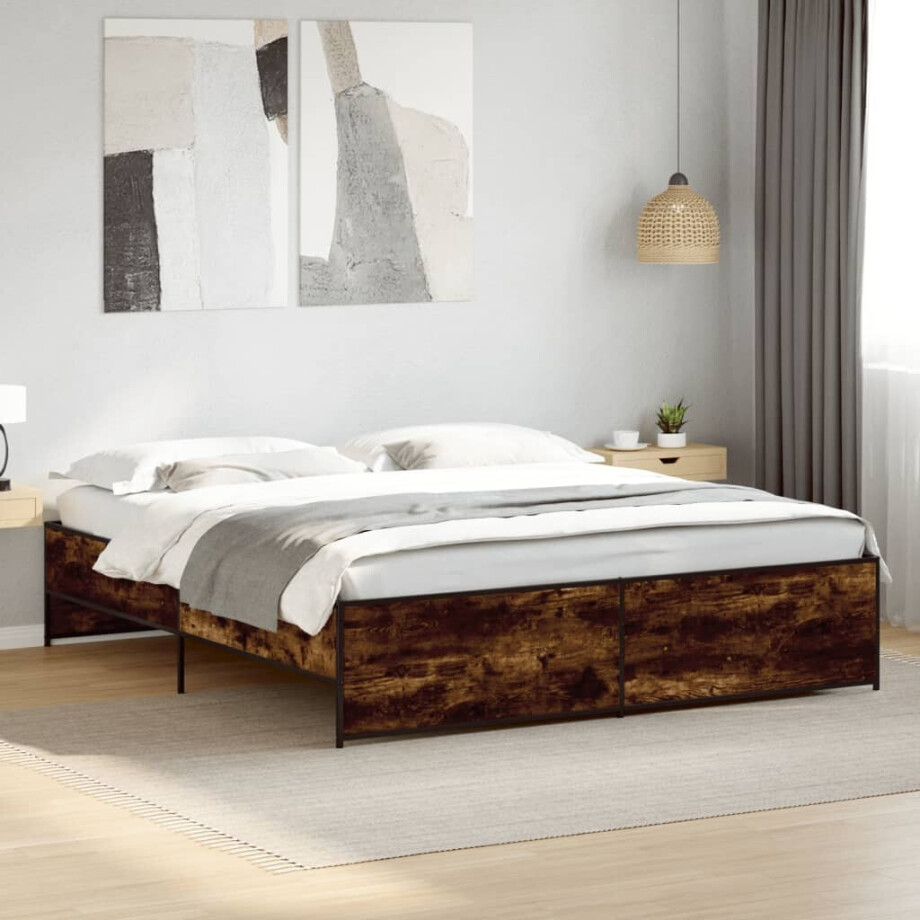 vidaXL Bedframe bewerkt hout metaal gerookt eikenkleurig 180x200 cm vidaXL Bedframe bewerkt hout metaal gerookt eikenkleurig 180x200 cm afbeelding 1