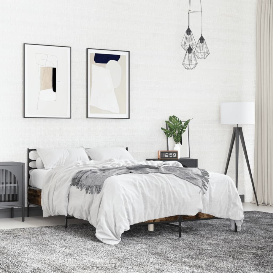 vidaXL Bedframe bewerkt hout metaal gerookt eikenkleurig 140x200 cm vidaXL Bedframe bewerkt hout metaal gerookt eikenkleurig 140x200 cm afbeelding 1