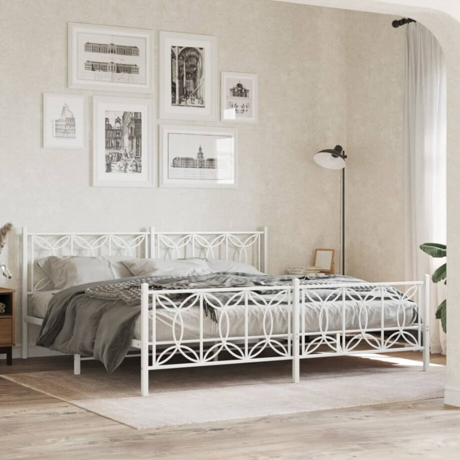 vidaXL Bedframe met hoofd- en voeteneinde metaal wit 200x200 cm afbeelding 1