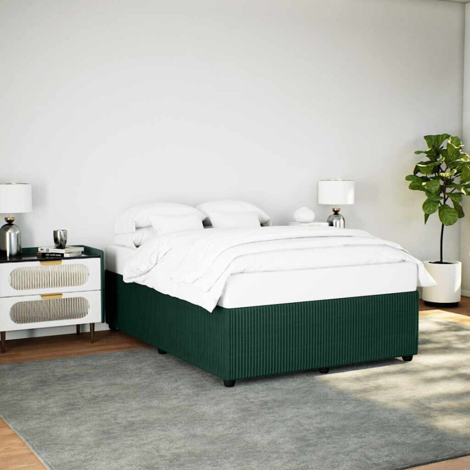 vidaXL Bedframe zonder matras 140x200 cm fluweel donkergroen vidaXL Bedframe zonder matras 140x200 cm fluweel donkergroen afbeelding 1