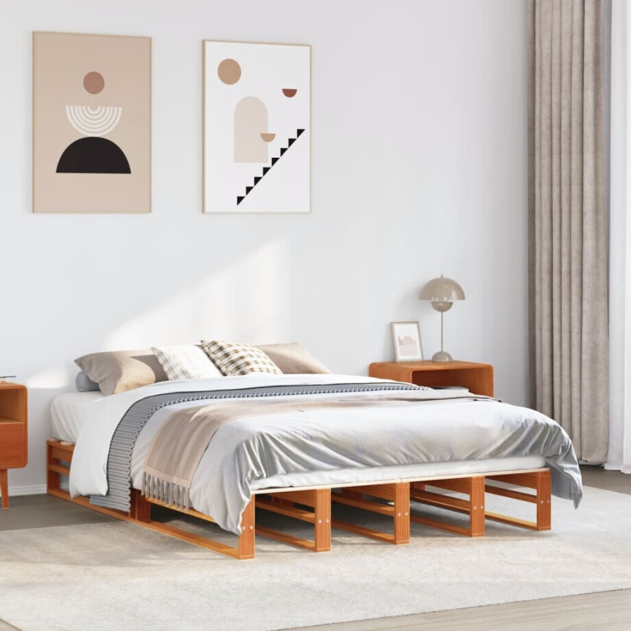 vidaXL Bedframe zonder matras massief grenenhout wasbruin 140x200 cm vidaXL Bedframe zonder matras massief grenenhout wasbruin 140x200 cm afbeelding 1