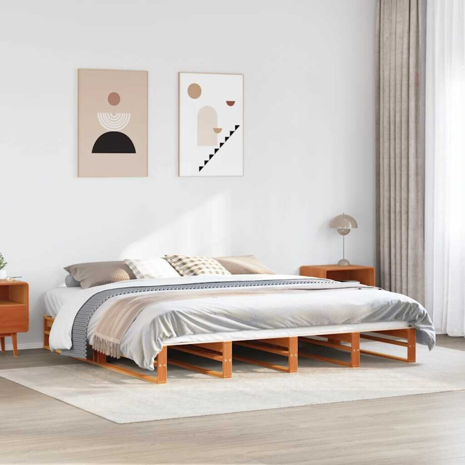 vidaXL Bedframe zonder matras massief grenenhout wasbruin 200x200 cm vidaXL Bedframe zonder matras massief grenenhout wasbruin 200x200 cm afbeelding 1