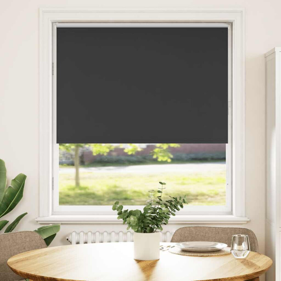 vidaXL Rolgordijn verduisterend 115x150 cm stofbreedte 110,7 cm zwart afbeelding 1