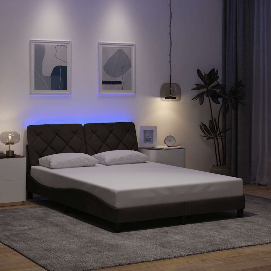 vidaXL Bedframe met LED zonder matras 140x190 cm stof donkerbruin vidaXL Bedframe met LED zonder matras 140x190 cm stof donkerbruin afbeelding 1