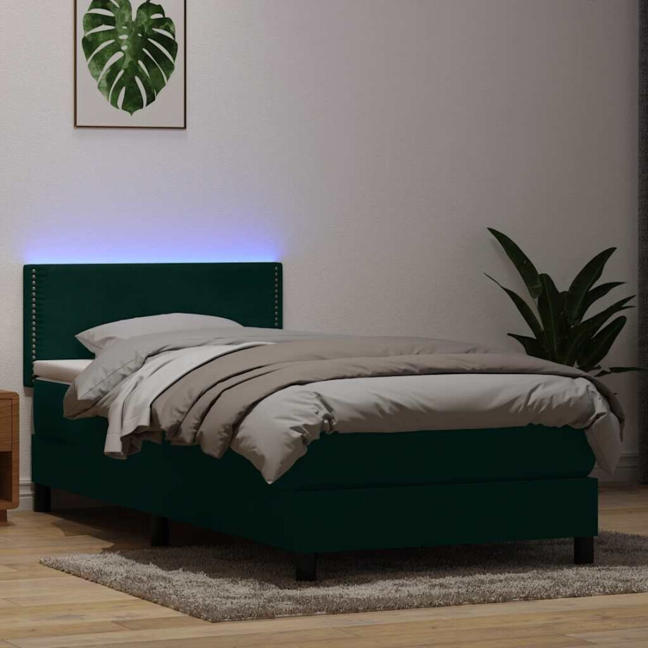 vidaXL Boxspring met matras en LED fluweel donkergroen 80x220 cm vidaXL Boxspring met matras en LED fluweel donkergroen 80x220 cm afbeelding 1
