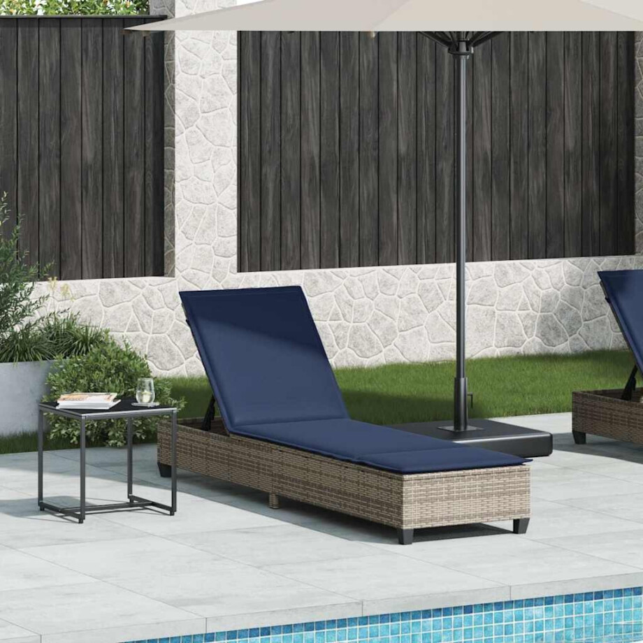vidaXL Ligstoel met kussens grijs 55x200x25,5cm polyrotan afbeelding 1