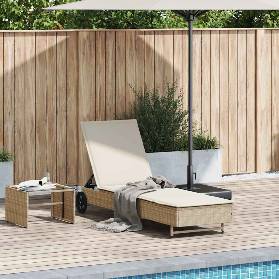 vidaXL Ligbed met wielen en kussen poly rattan beige vidaXL Ligbed met wielen en kussen poly rattan beige afbeelding 1