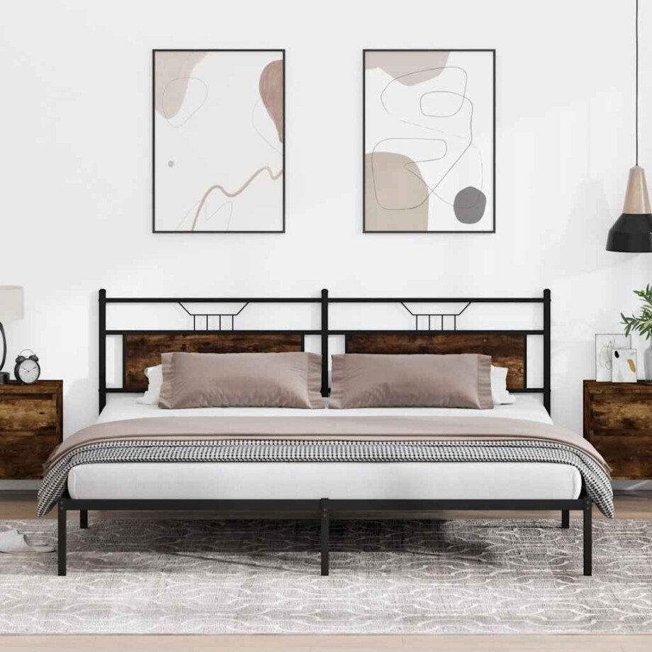 vidaXL Bedframe zonder matras 193x201 cm spaanplaat gerookt eiken afbeelding 1