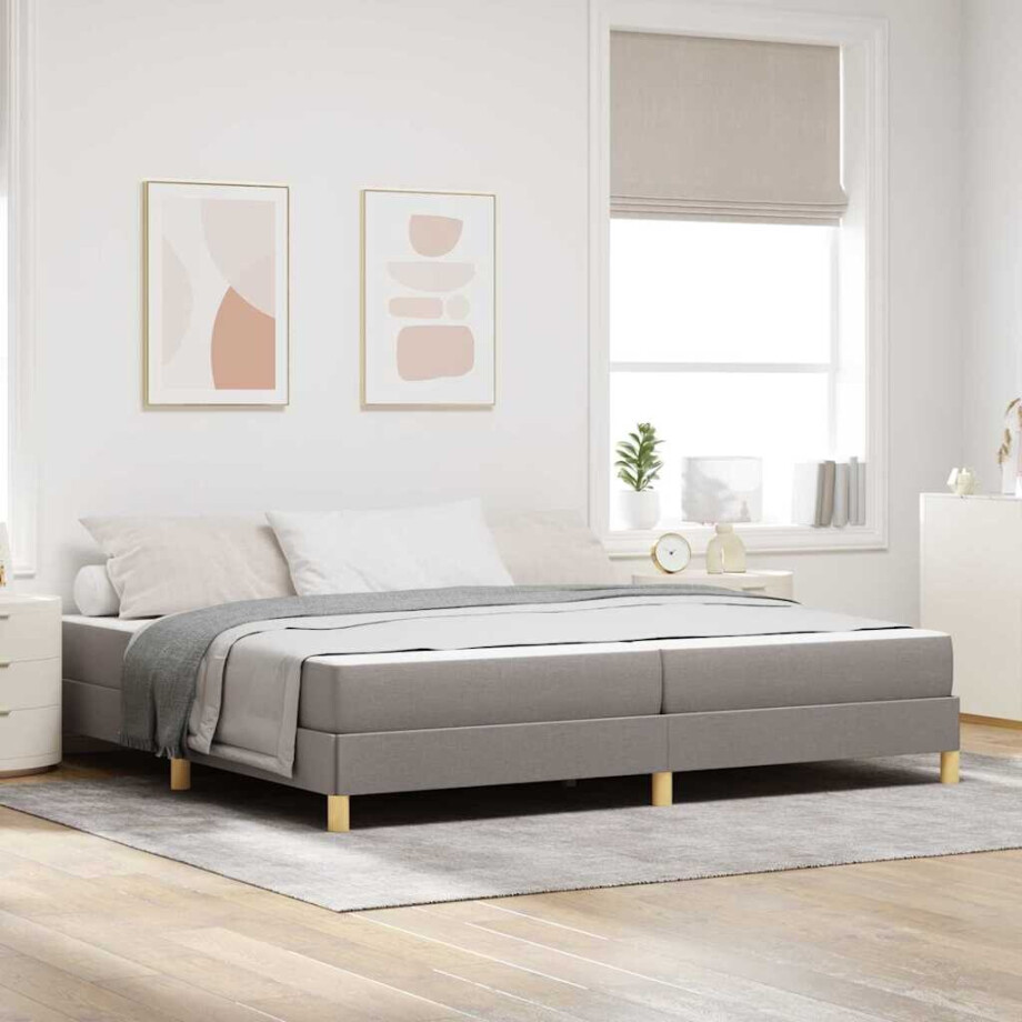 vidaXL Boxspring bed Taupe, Bruin 200 x 200 cm Stof, Engineered Hout vidaXL Boxspring bed Taupe, Bruin 200 x 200 cm Stof, Engineered Hout afbeelding 1