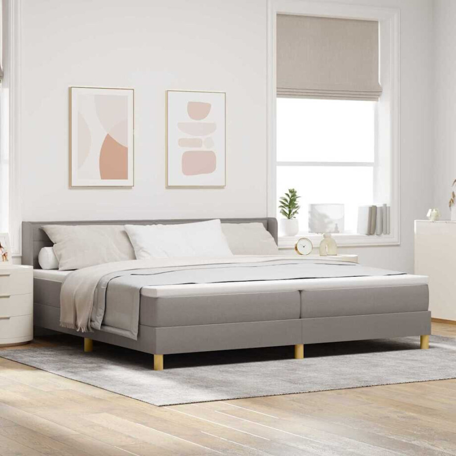 vidaXL Boxspringbed met matras met hoofdeinde Taupe 200 x 200 cm Stof vidaXL Boxspringbed met matras met hoofdeinde Taupe 200 x 200 cm Stof afbeelding 1