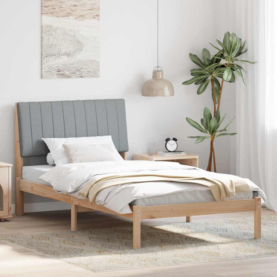 vidaXL Bedframe met hoofdeinde Bruin 100 x 200 cm Massief grenenhout vidaXL Bedframe met hoofdeinde Bruin 100 x 200 cm Massief grenenhout afbeelding 1