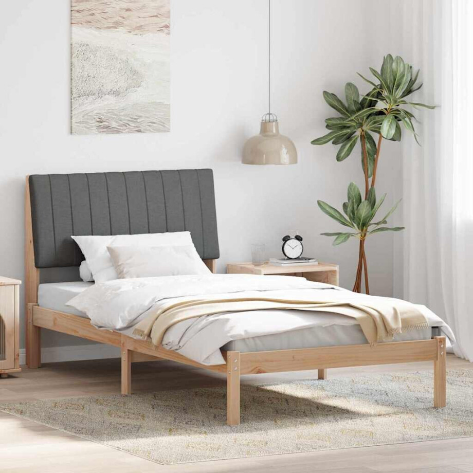 vidaXL Bedframe met hoofdeinde Bruin 100 x 200 cm Massief grenenhout vidaXL Bedframe met hoofdeinde Bruin 100 x 200 cm Massief grenenhout afbeelding 1