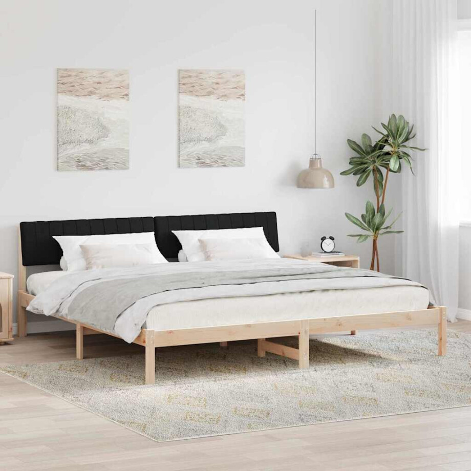 vidaXL Bedframe Bruin en zwart 200 x 200 cm Massief grenenhout afbeelding 1