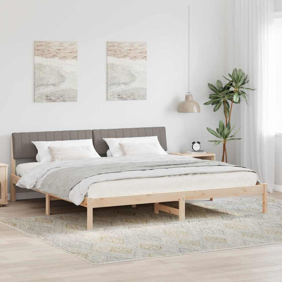 vidaXL Bedframe Bruin en taupe 200 x 200 cm Massief grenenhout vidaXL Bedframe Bruin en taupe 200 x 200 cm Massief grenenhout afbeelding 1