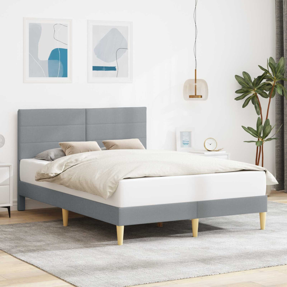 vidaXL Bedframe met hoofdeinde Lichtgrijs 120 x 200 cm Stof vidaXL Bedframe met hoofdeinde Lichtgrijs 120 x 200 cm Stof afbeelding 1