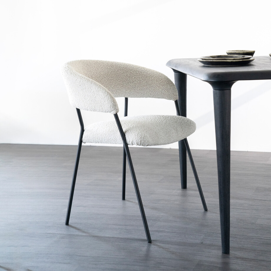 Eleonora Eetkamerstoel 'Luka' Bouclé, kleur Beige Eleonora Eetkamerstoel 'Luka' Bouclé, kleur Beige afbeelding 1