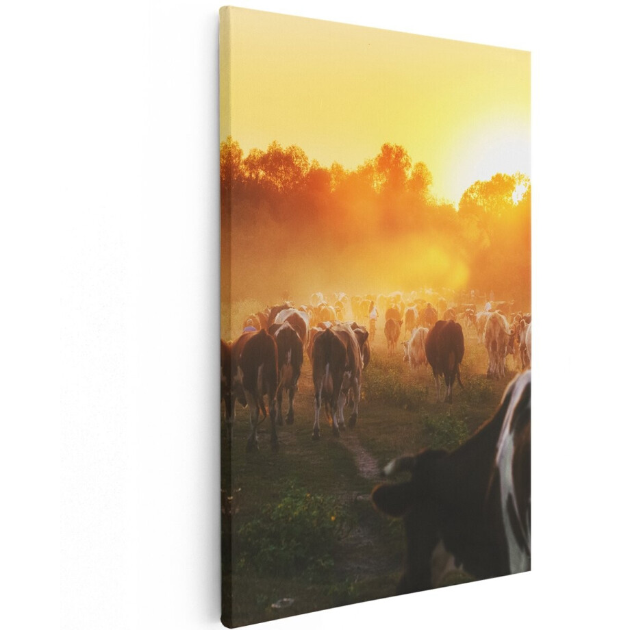 Artaza Canvas Schilderij Kudde Koeien In Weiland Bij Zonsondergang - 100x150 cm - Groot - Wanddecoratie Woonkamer - Schilderijen - Muurdecoratie afbeelding 1