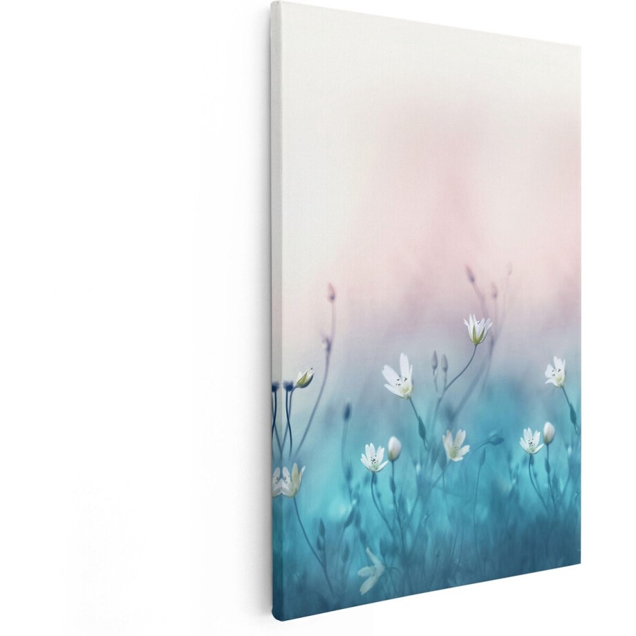 Artaza Canvas Schilderij Witte Bloemen Op Een Blauw Achtergrond - 40x60 - Poster Foto op Canvas - Canvas Print Artaza Canvas Schilderij Witte Bloemen Op Een Blauw Achtergrond - 40x60 - Poster Foto op Canvas - Canvas Print afbeelding 1
