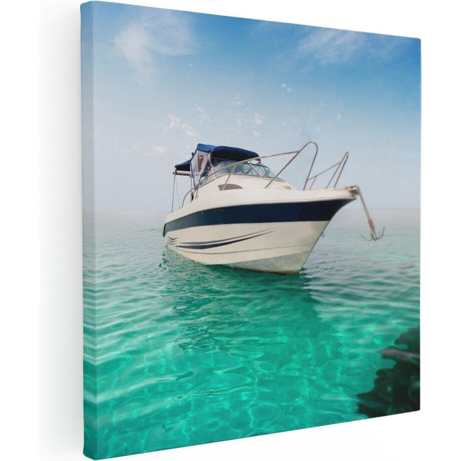 Artaza Canvas Schilderij Motorboot aan het Strand met Blauw Water - 70x70 - Foto Op Canvas - Canvas Print afbeelding 1
