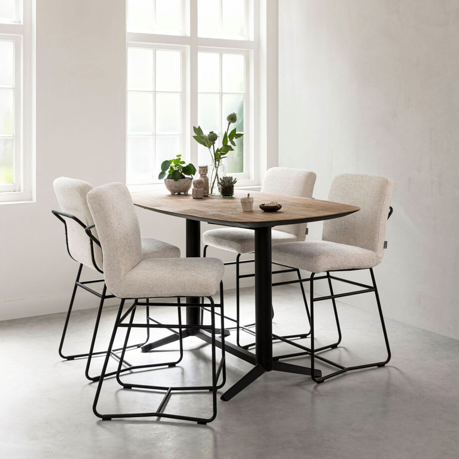 DTP Home Bartafel 'Soho' Deens Ovaal, Teakhout, 160 x 90cm DTP Home Bartafel 'Soho' Deens Ovaal, Teakhout, 160 x 90cm afbeelding