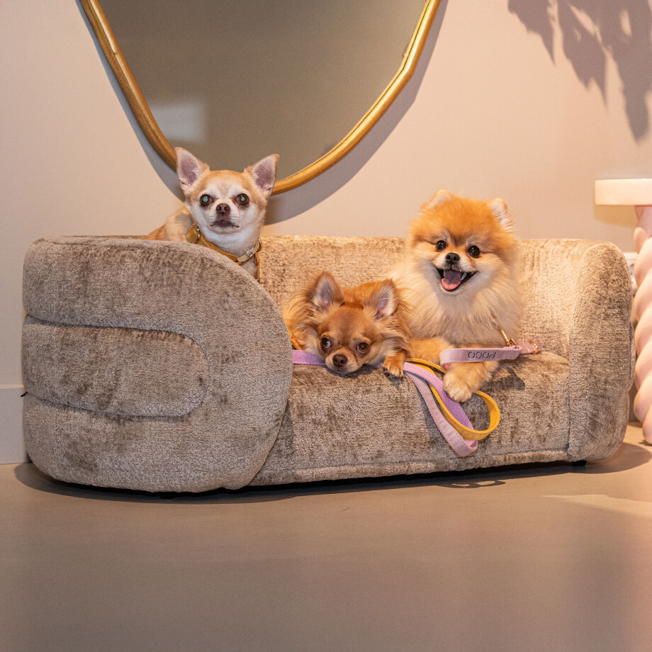 Richmond Huisdierenbed 'Bingo' Chenille, kleur Taupe Richmond Huisdierenbed 'Bingo' Chenille, kleur Taupe afbeelding 1