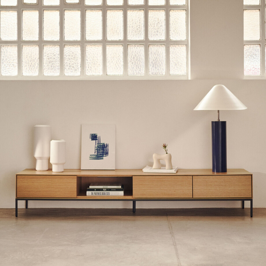 Kave Home TV-meubel 'Vedrana' Laag, Eiken, 195cm afbeelding 