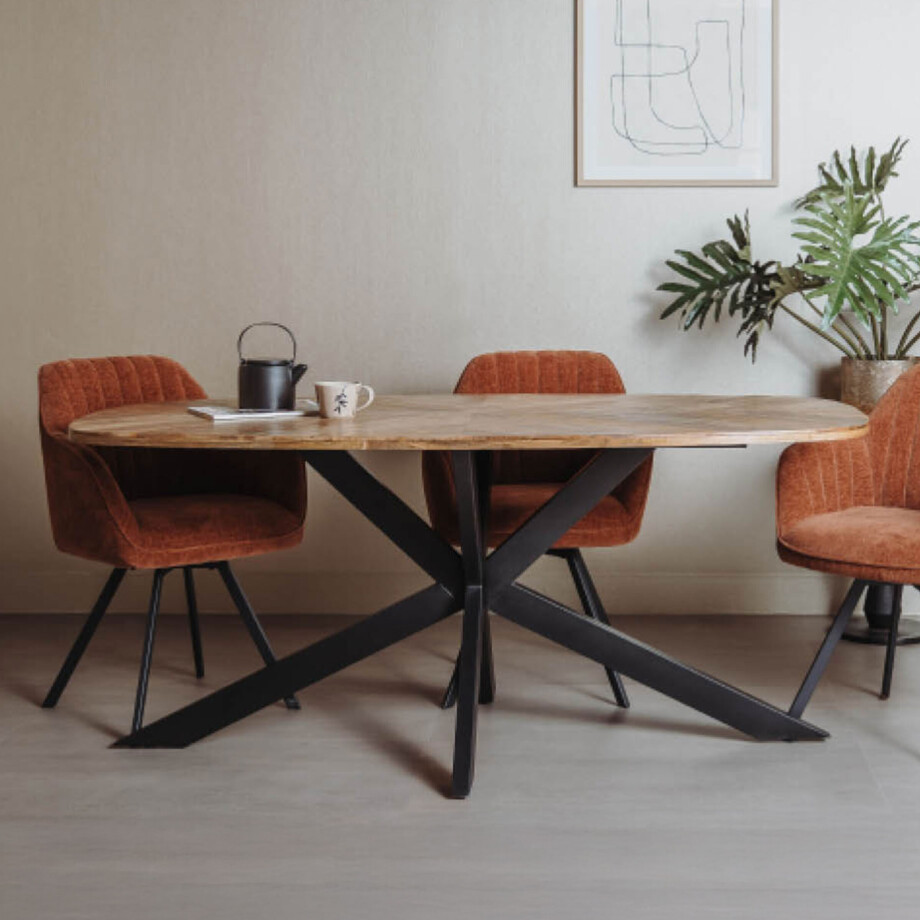 Tower Living Eettafel 'Silvi' Deens ovaal, Mangohout, 180 x 100cm Tower Living Eettafel 'Silvi' Deens ovaal, Mangohout, 180 x 100cm afbeelding