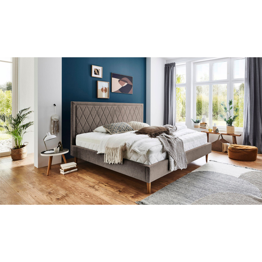 ATLANTIC home collection Gestoffeerd bed Paulin met doorgestikt hoofdbord afbeelding 1