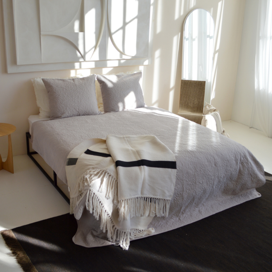 Bedsprei Flowers - Beige - Xcm Van Zydante Home Microvezel - Dekbed-Discounter.nl Bedsprei Flowers - Beige - Xcm Van Zydante Home Microvezel - Dekbed-Discounter.nl afbeelding 1