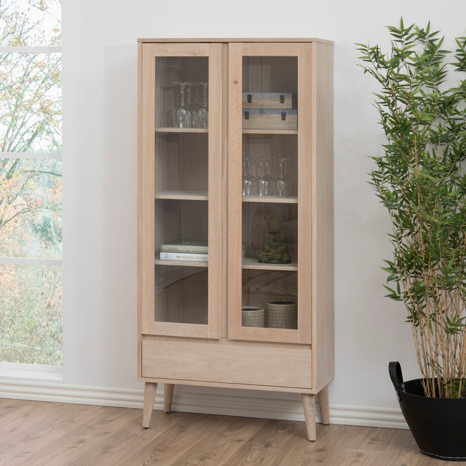 Bendt Vitrinekast 'Ebbe' kleur eiken whitewash afbeelding 1