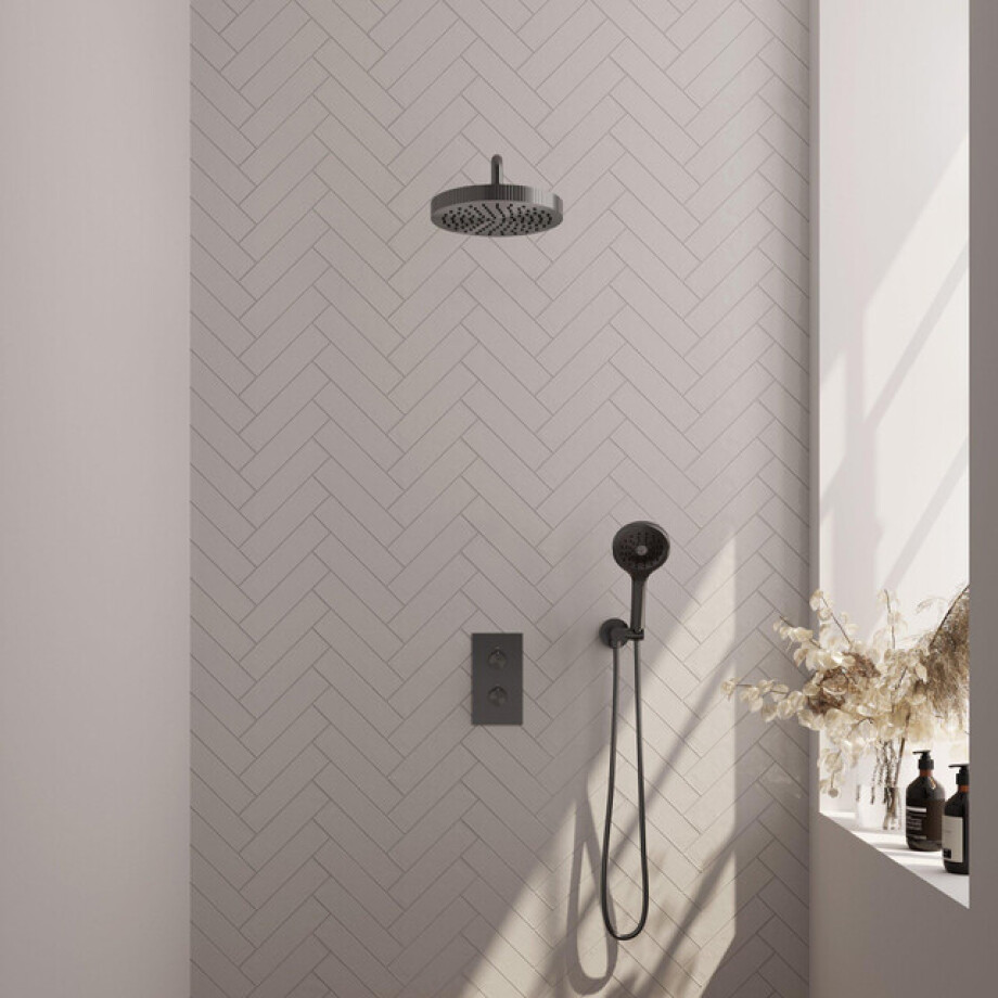 BRAUER Stripe Thermostatische Inbouw Regendouche - 3-weg - rechthoekig - 25cm douchekop - gebogen muurarm - 3-standen handdouche - doucheslang - wandaansluitbocht - gunmetal geborsteld PVD 5-GM-397 afbeelding 1