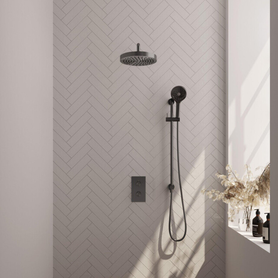 BRAUER Stripe Thermostatische Inbouw Regendouche - 3-weg - rechthoekig - SET 23 - 25cm douchekop - gebogen muurarm - 3-standen handdouche - doucheslang - geïntegreerde glijstang - gunmetal geborsteld PVD 5-GM-409 afbeelding 1