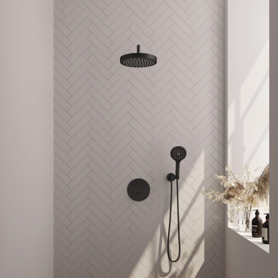 BRAUER Stripe Thermostatische Inbouw Regendouche - 3-weg - rond - SET 41 - 25cm douchekop - gebogen muurarm - 3-standen handdouche - doucheslang - wandaansluitbocht - mat zwart 5-S-445 BRAUER Stripe Thermostatische Inbouw Regendouche - 3-weg - rond - SET 41 - 25cm douchekop - gebogen muurarm - 3-standen handdouche - doucheslang - wandaansluitbocht - mat zwart 5-S-445 afbeelding 1