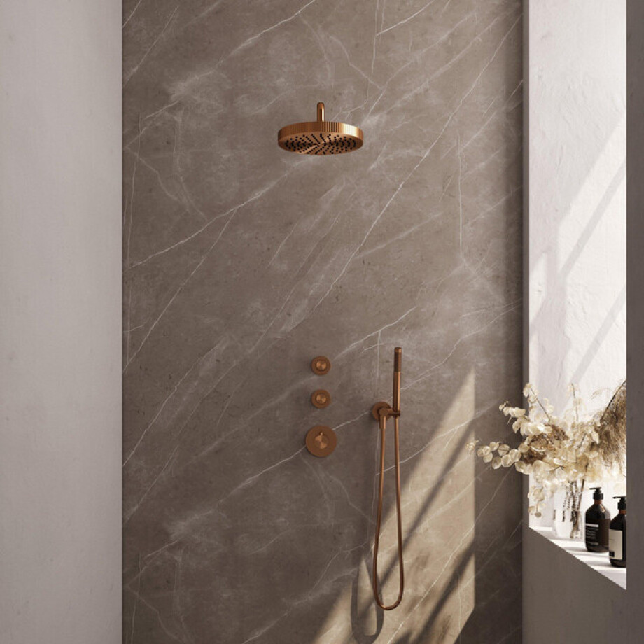 BRAUER Stripe Thermostatische Inbouw Regendouche - SET 02 - 25cm douchekop - gebogen muurarm - staaf handdouche - doucheslang - wandaansluitbocht - koper geborsteld PVD 5-GK-367 BRAUER Stripe Thermostatische Inbouw Regendouche - SET 02 - 25cm douchekop - gebogen muurarm - staaf handdouche - doucheslang - wandaansluitbocht - koper geborsteld PVD 5-GK-367 afbeelding 1