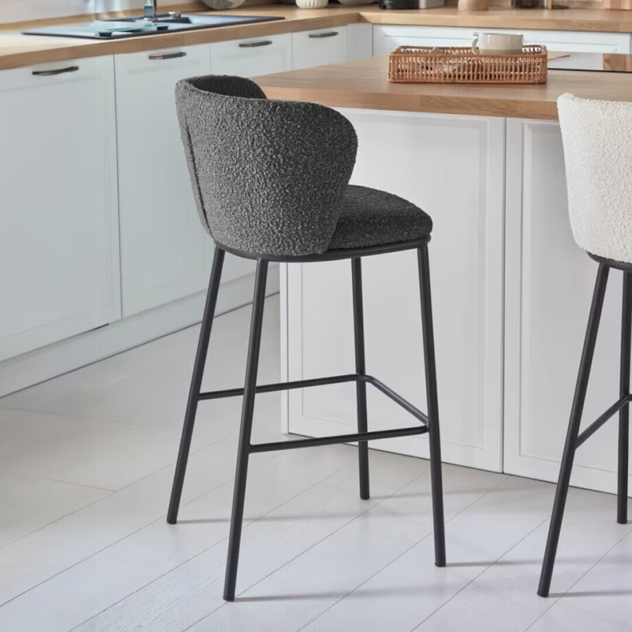 Kave Home Barstoel 'Ciselia' Chenille (zithoogte 65cm), kleur donkergrijs afbeelding 1