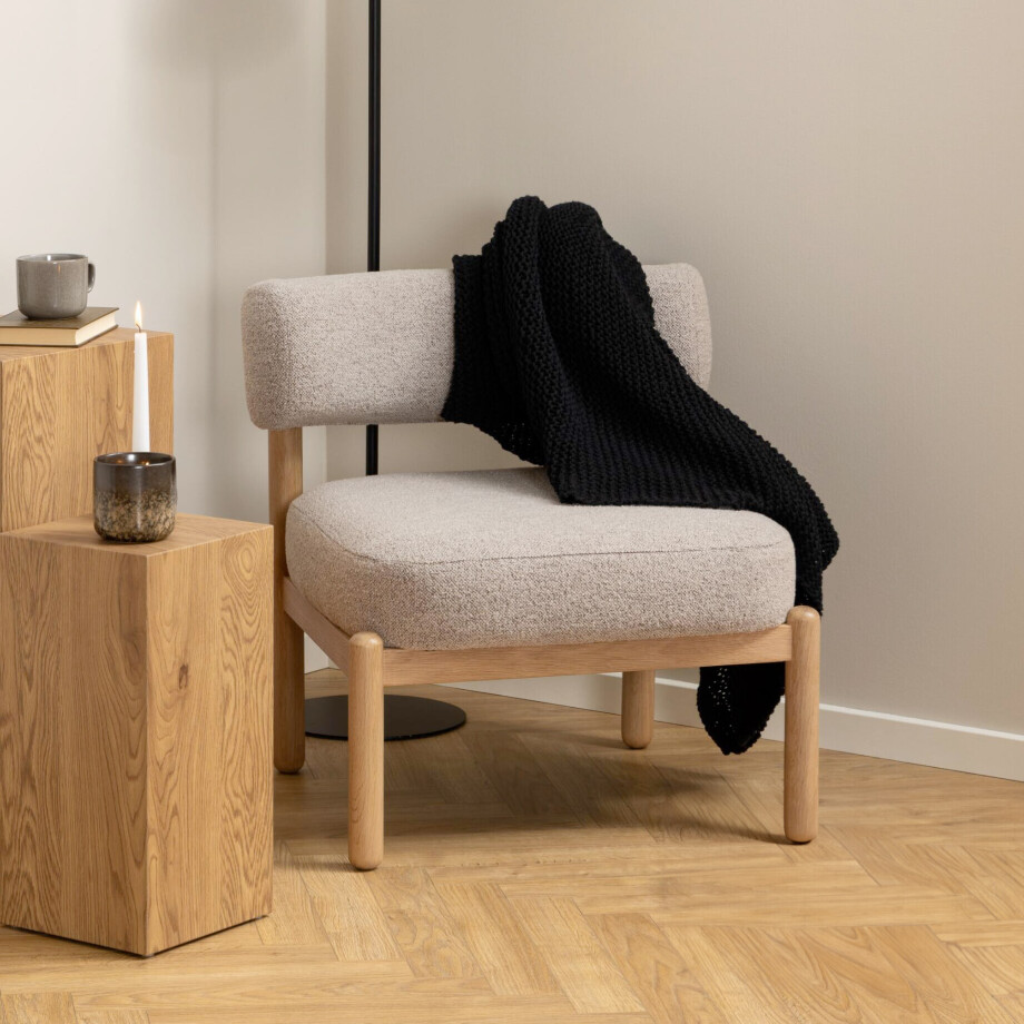 Bendt Fauteuil 'Conni', Eikenhout en bouclé, kleur Beige afbeelding 1
