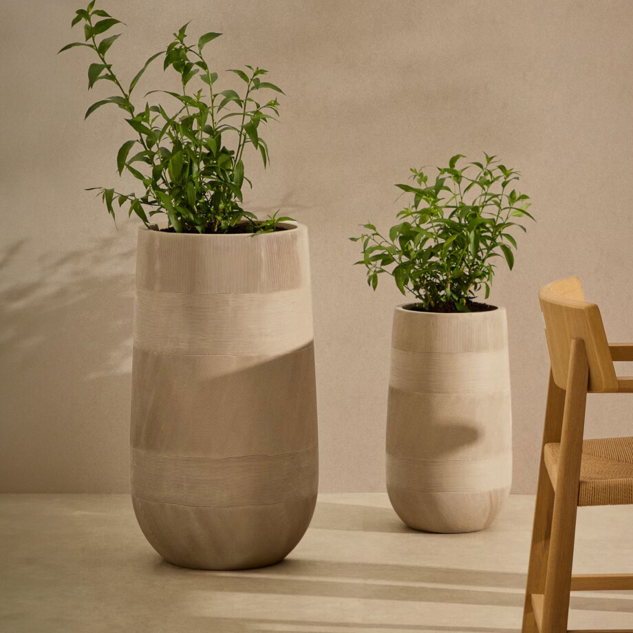 Kave Home Plantenpot 'Tival' Set van 2 stuks, kleur Beige Kave Home Plantenpot 'Tival' Set van 2 stuks, kleur Beige afbeelding 1
