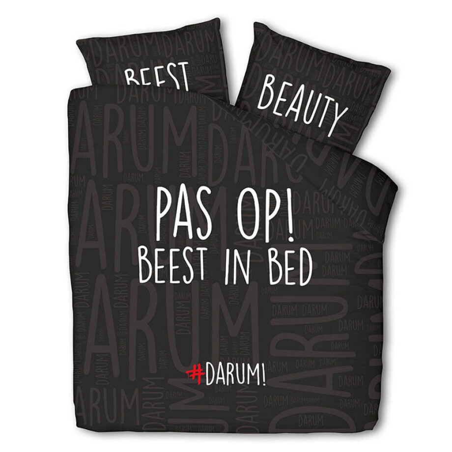 Dekbedovertrek #DARUM! Beest In Bed - 200x200 Cm - Lits-Jumeaux (240x220 Cm) - Zwart Polyester-katoen - Tekst - #DARUM! - Dekbed-Discounter.nl Dekbedovertrek #DARUM! Beest In Bed - 200x200 Cm - Lits-Jumeaux (240x220 Cm) - Zwart Polyester-katoen - Tekst - #DARUM! - Dekbed-Discounter.nl afbeelding 1