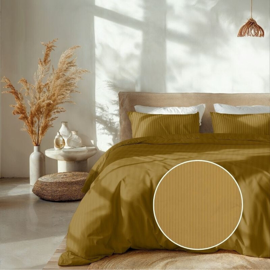 Dekbedovertrek Katoen-Satijn - Banda - Goud - Lits-Jumeaux (240x220 Cm) - Goud Katoen-satijn - Strepen - Heckett Lane - Dekbed-Discounter.nl Dekbedovertrek Katoen-Satijn - Banda - Goud - Lits-Jumeaux (240x220 Cm) - Goud Katoen-satijn - Strepen - Heckett Lane - Dekbed-Discounter.nl afbeelding 1