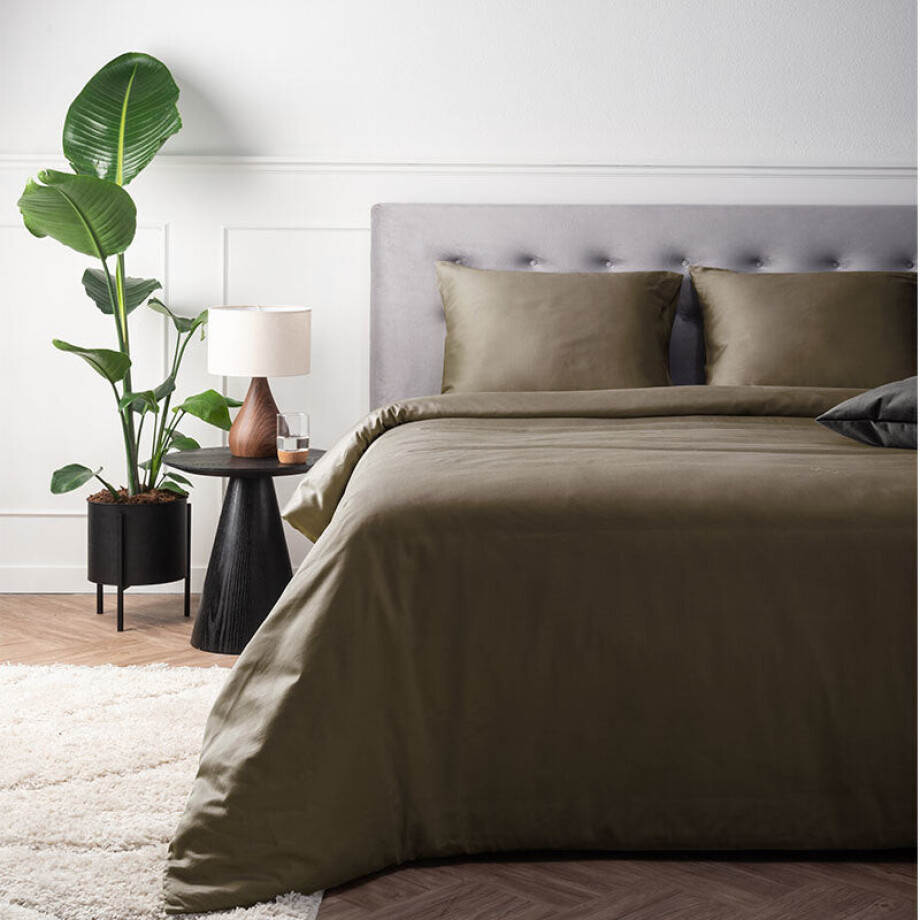 Dekbedovertrek Katoen-Satijn - Truffel - Tweepersoons (200x200 Cm) - Groen Katoen-satijn Katoen - Effen - Presence - Dekbed-Discounter.nl Dekbedovertrek Katoen-Satijn - Truffel - Tweepersoons (200x200 Cm) - Groen Katoen-satijn Katoen - Effen - Presence - Dekbed-Discounter.nl afbeelding 1