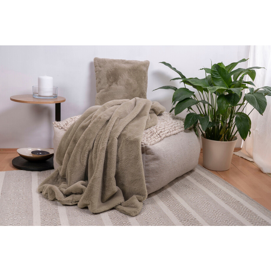 Kayoom Sierkussen Decoratiekussen & Deken Aimee 525 (set, 2 stuks) afbeelding 1