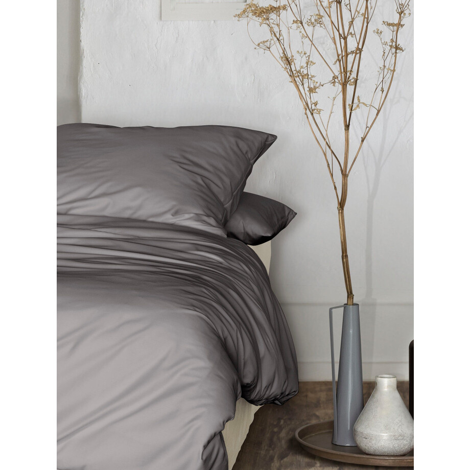 Irisette Overtrekset Premium satijnen beddengoed Parijs hoogwaardige uni premium beddengoed met rits, 100% katoen afbeelding 1