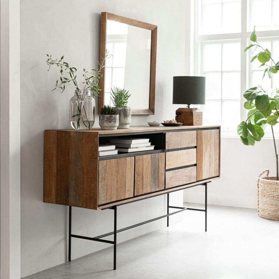 DTP Home Dressoir 'Metropole' Teakhout, 200cm DTP Home Dressoir 'Metropole' Teakhout, 200cm afbeelding 1