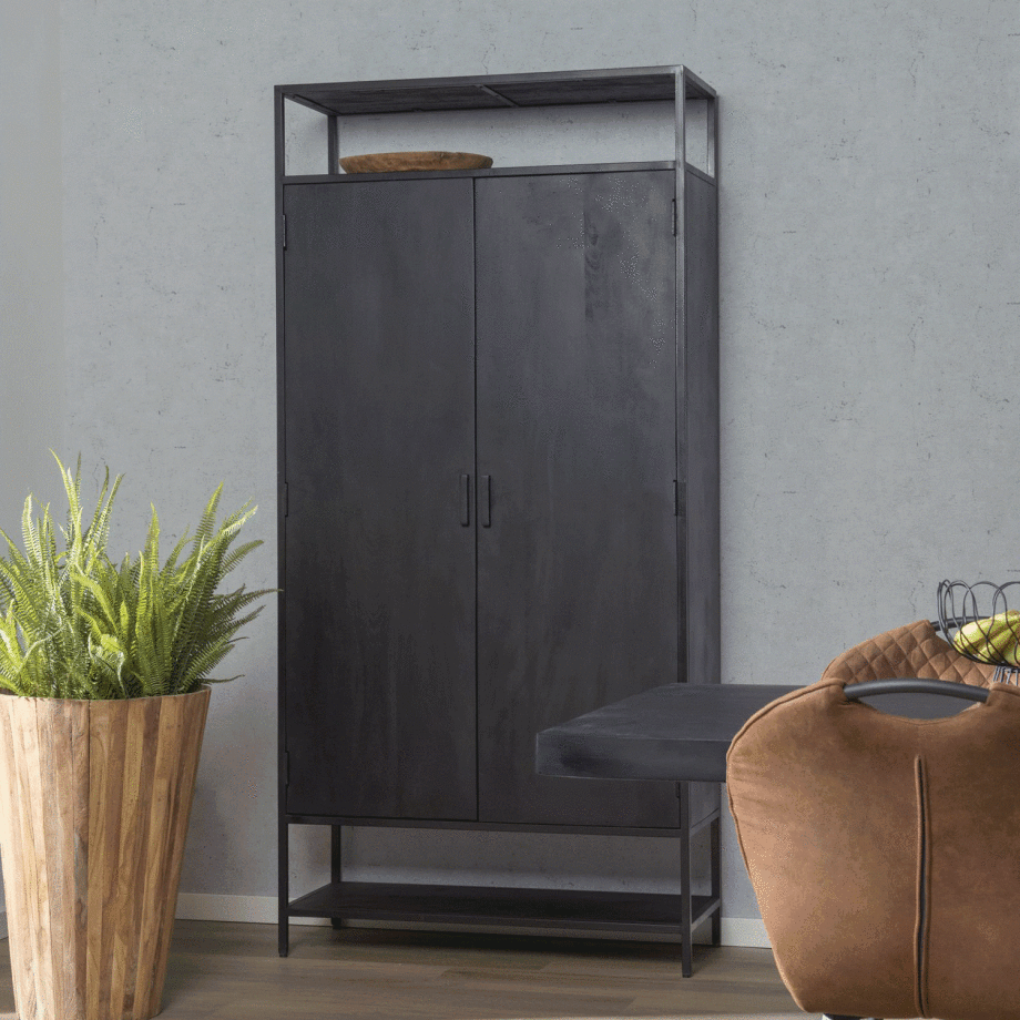 Livingfurn Opbergkast 'Kala' Mangohout 210 x 100cm, kleur Zwart Livingfurn Opbergkast 'Kala' Mangohout 210 x 100cm, kleur Zwart afbeelding